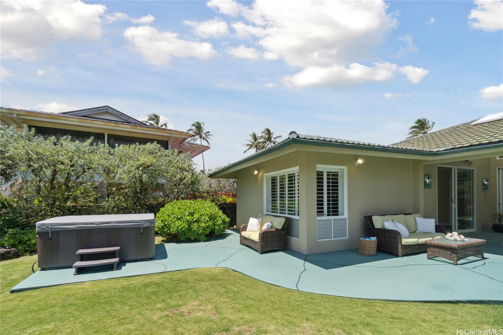 144  Kaimoani Way Beachside, Kailua home - photo 20 of 23