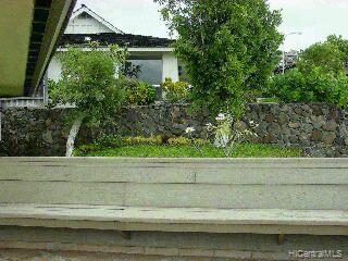 1440  Laukahi St Waialae Iki, Diamond Head home - photo 5 of 10