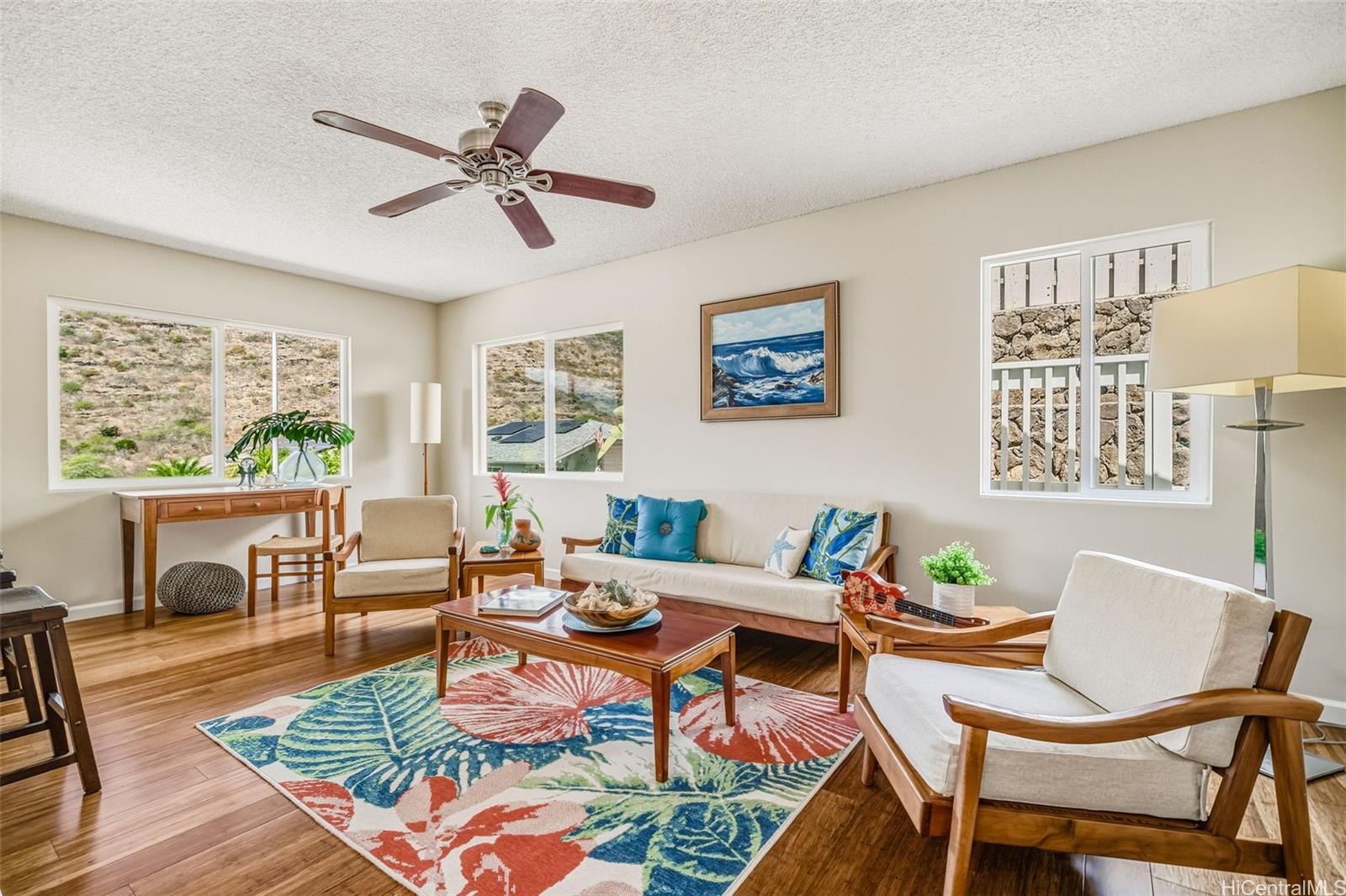 1440  Miloiki Street Kamiloiki, Hawaii Kai home - photo 2 of 25