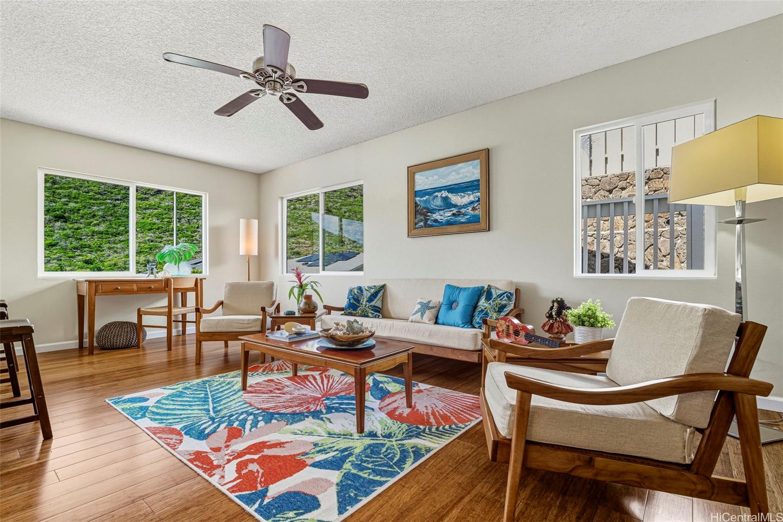 1440  Miloiki Street Kamiloiki, Hawaii Kai home - photo 2 of 25