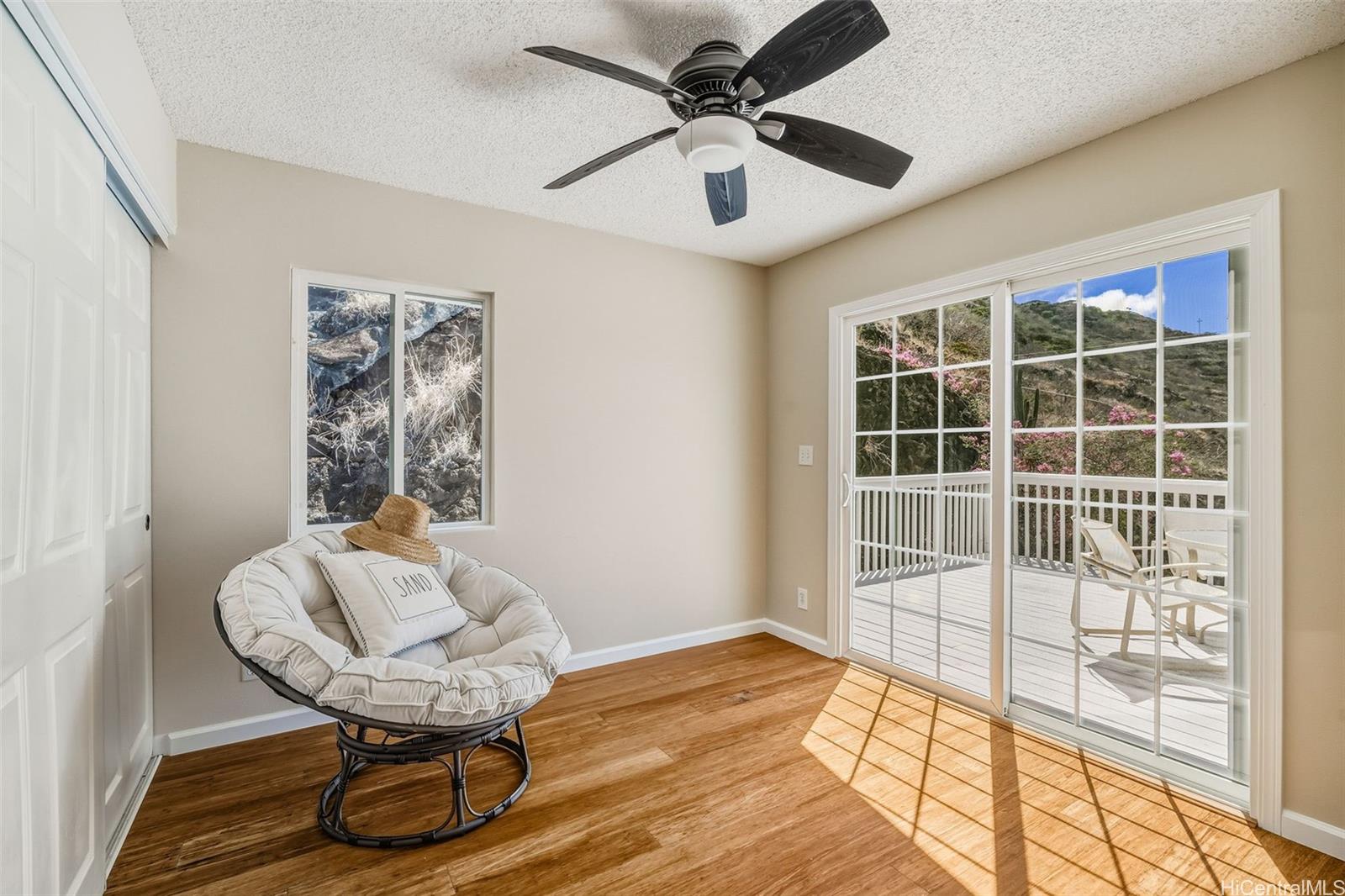 1440  Miloiki Street Kamiloiki, Hawaii Kai home - photo 15 of 25