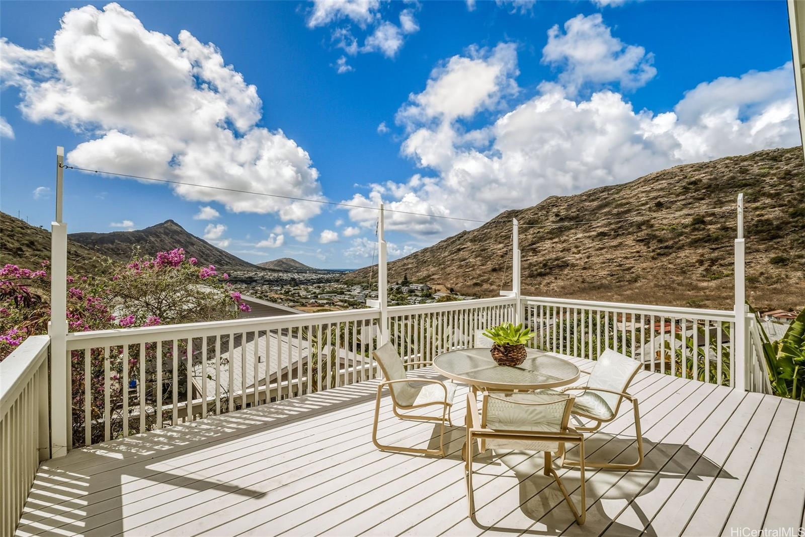 1440  Miloiki Street Kamiloiki, Hawaii Kai home - photo 16 of 25