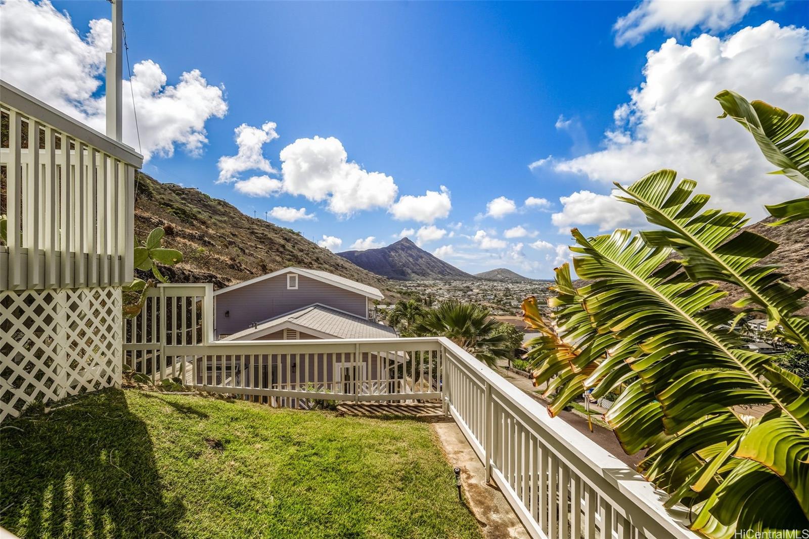 1440  Miloiki Street Kamiloiki, Hawaii Kai home - photo 17 of 25