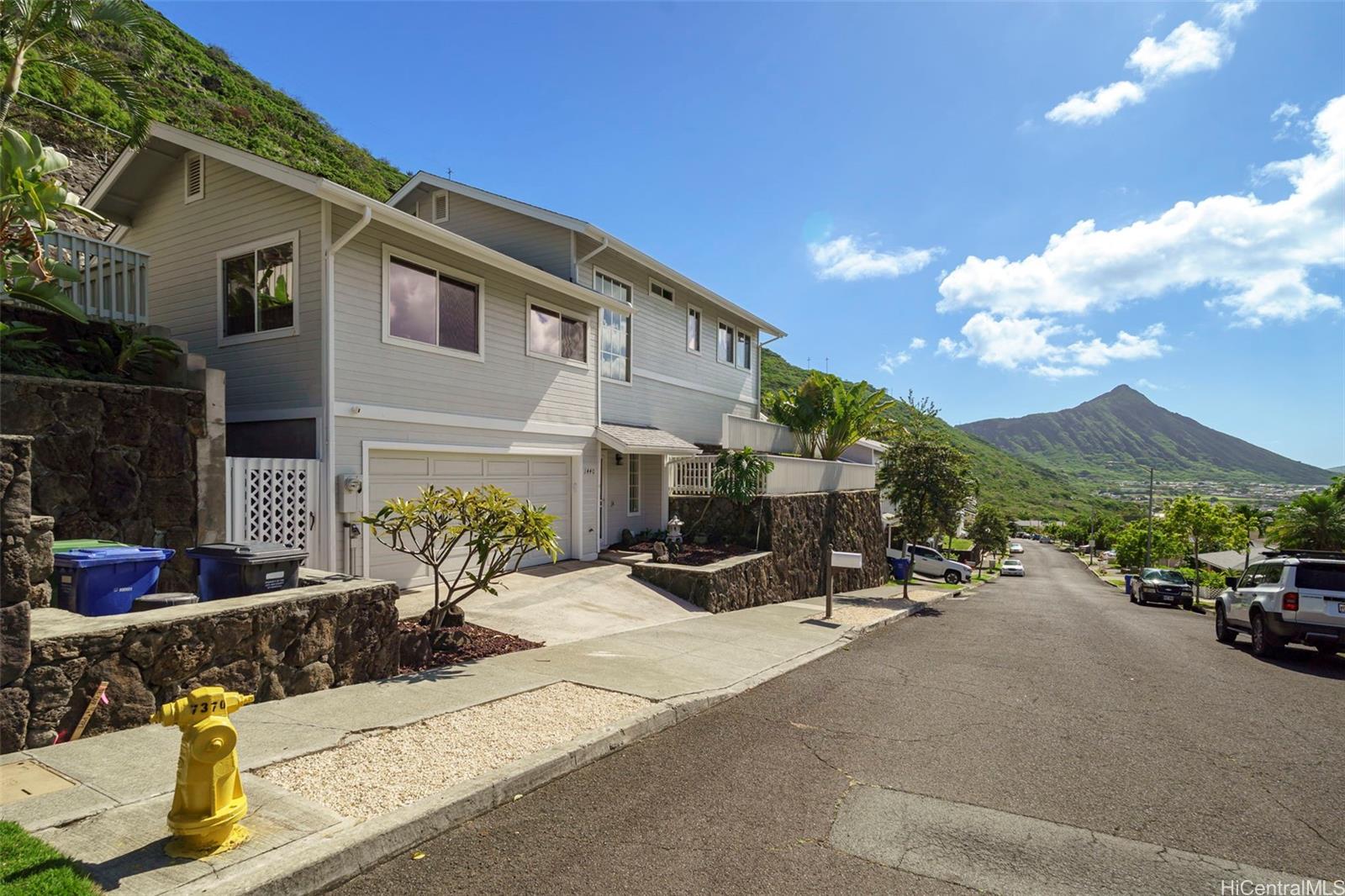 1440  Miloiki Street Kamiloiki, Hawaii Kai home - photo 4 of 25