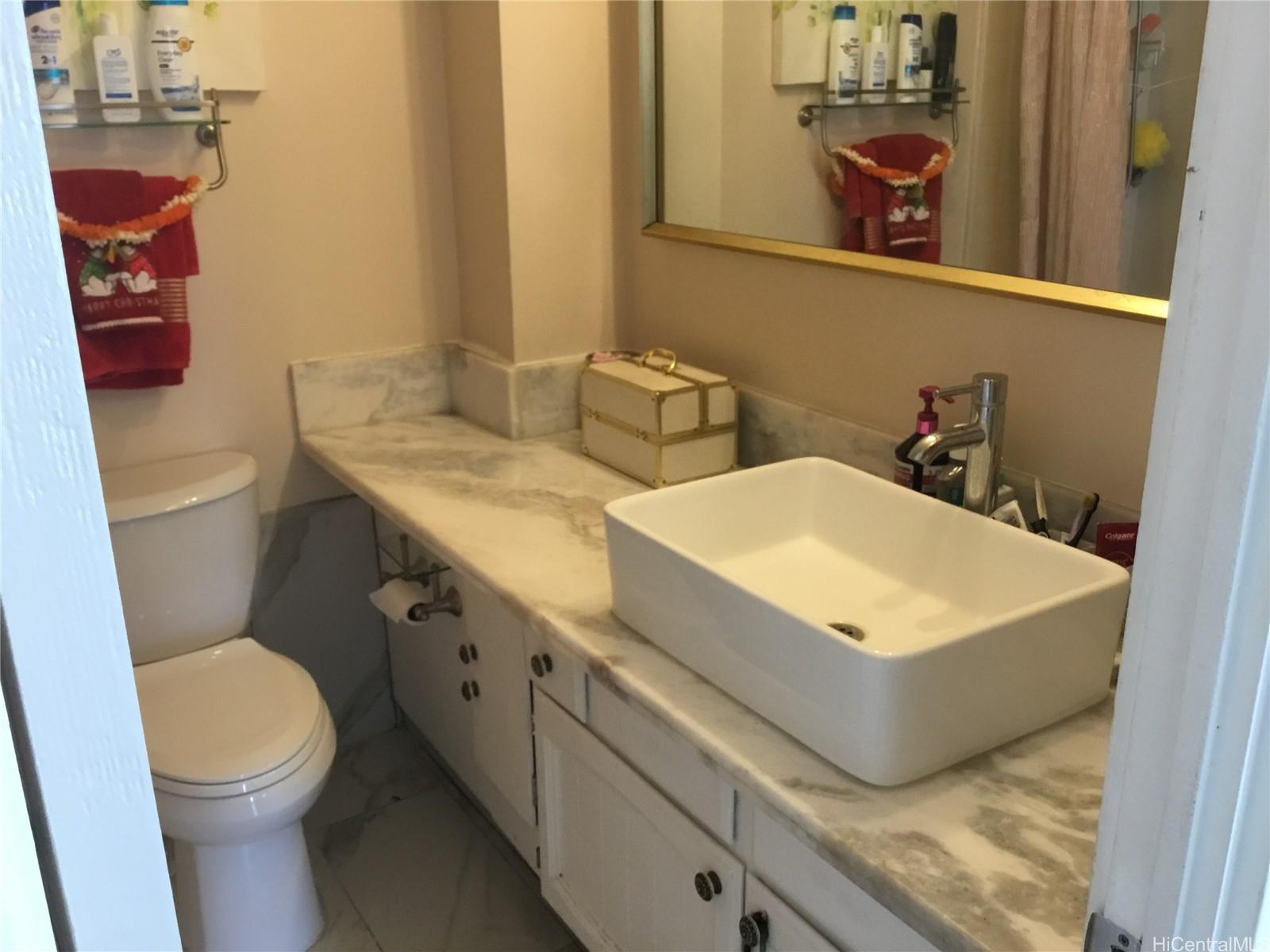 Ward Villa condo # 301, Honolulu, Hawaii - photo 5 of 14