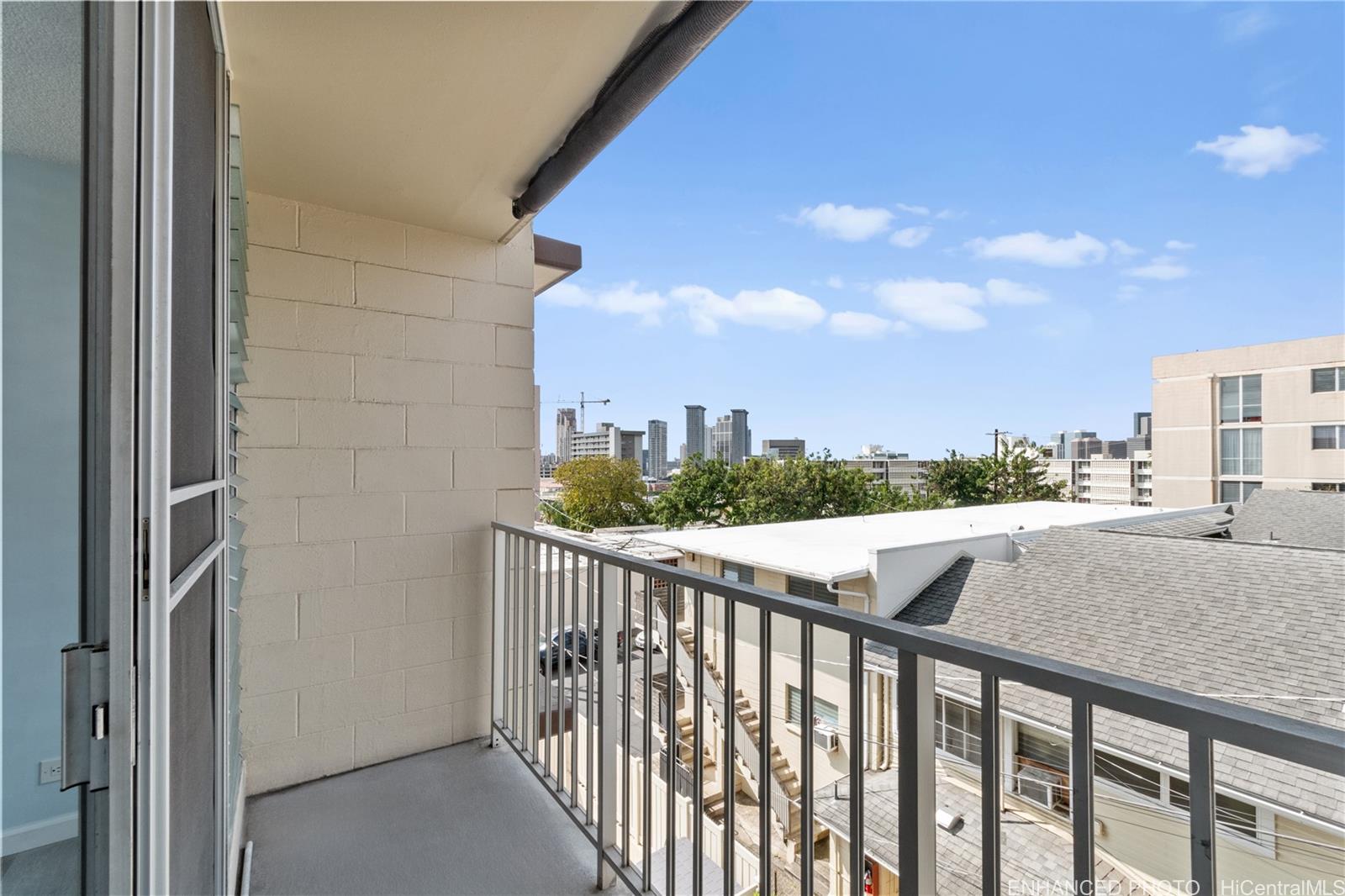 Ward Villa condo # 402, Honolulu, Hawaii - photo 12 of 13