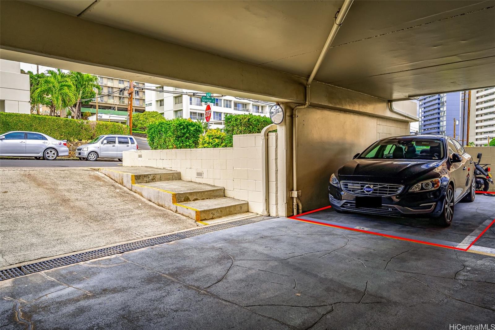 Ward Villa condo # 505, Honolulu, Hawaii - photo 12 of 24