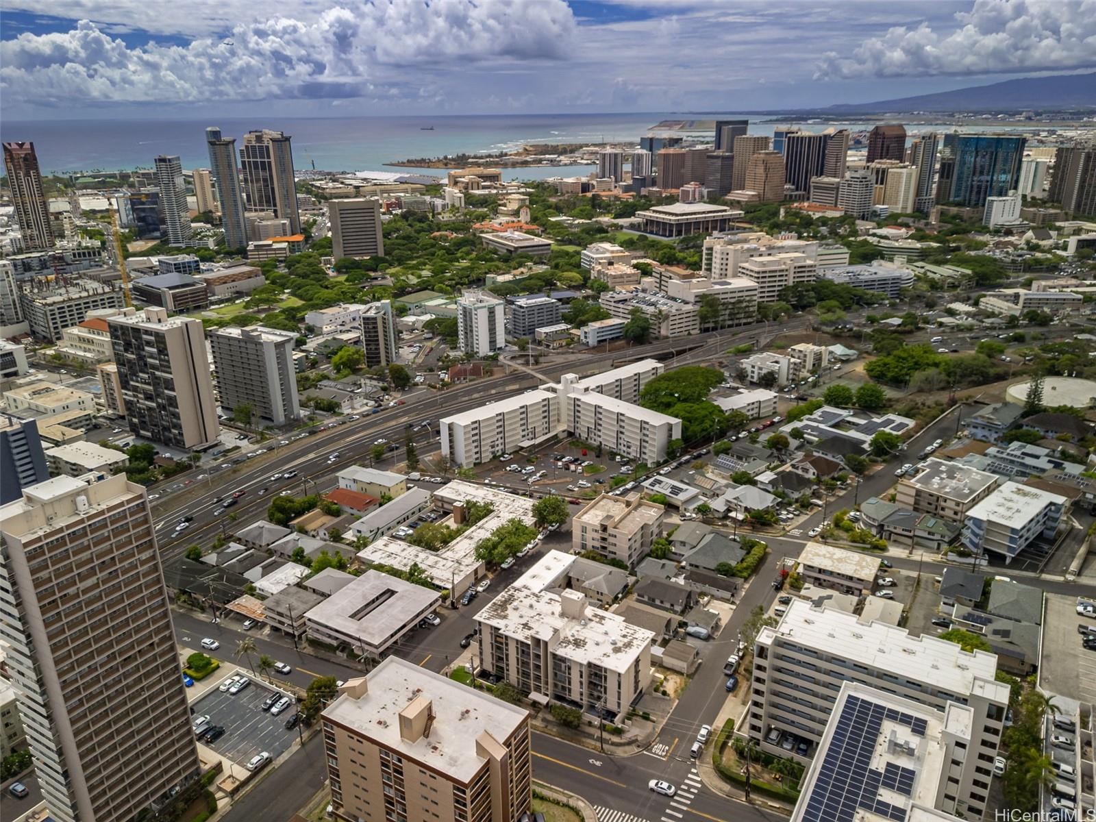 Ward Villa condo # 505, Honolulu, Hawaii - photo 17 of 24