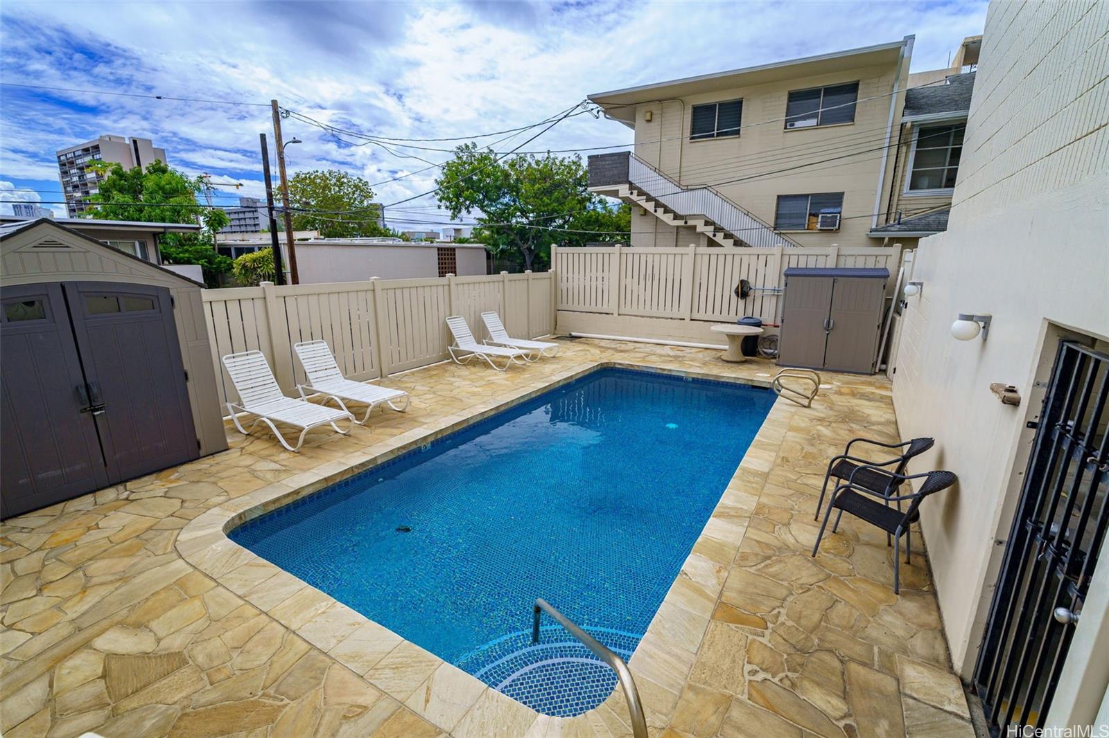 Ward Villa condo # 505, Honolulu, Hawaii - photo 10 of 24