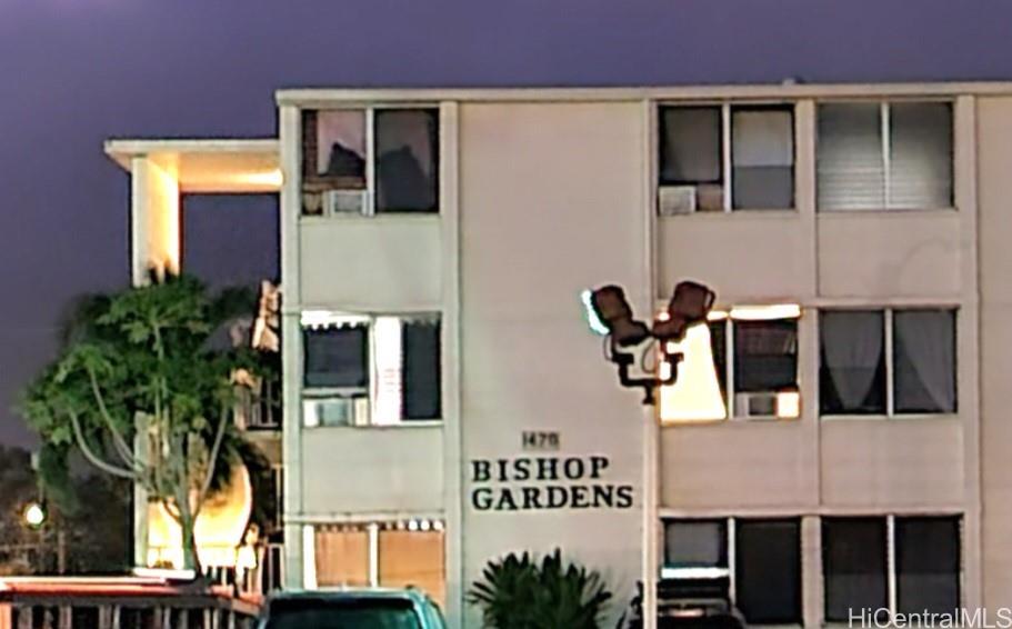 Bishop Gardens condo # E237, Honolulu, Hawaii - photo 2 of 5