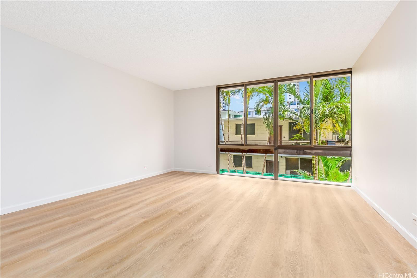 Piikoi Atrium condo # 205, Honolulu, Hawaii - photo 4 of 25