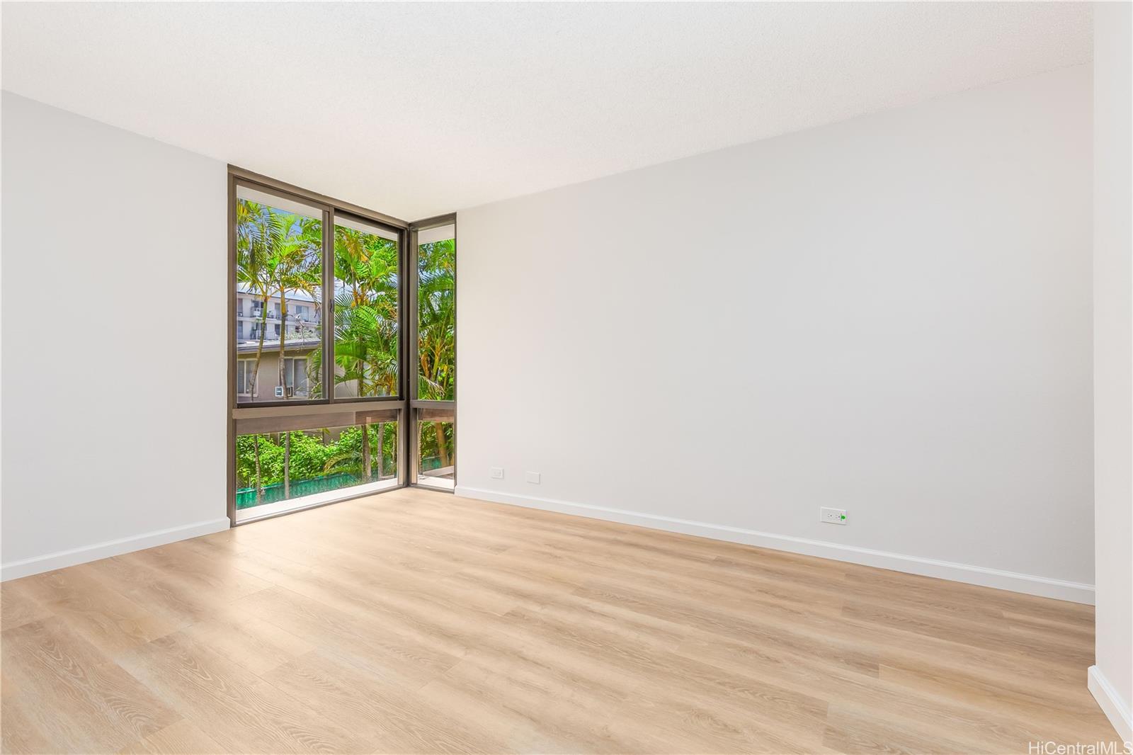 Piikoi Atrium condo # 205, Honolulu, Hawaii - photo 14 of 22
