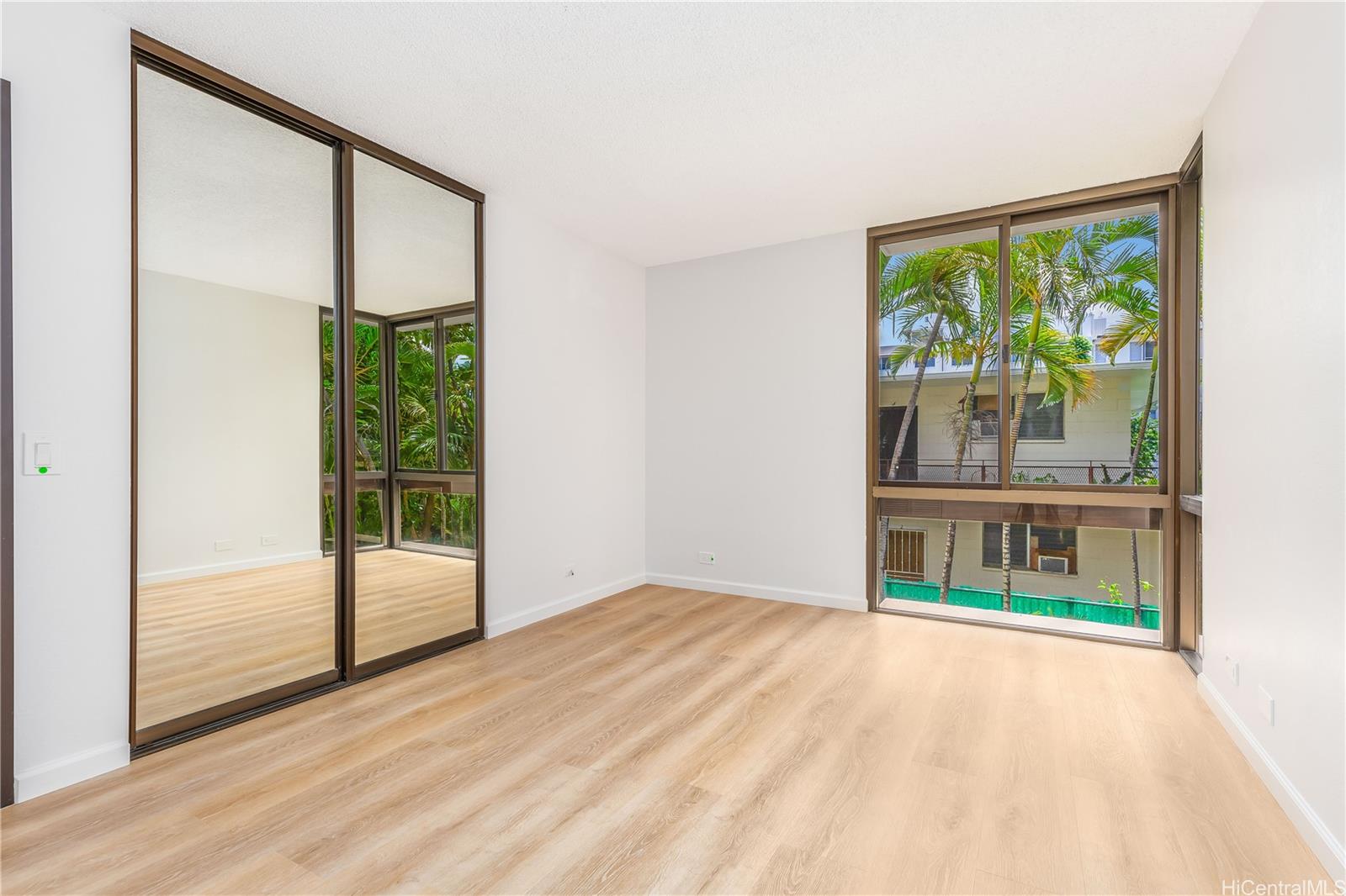 Piikoi Atrium condo # 205, Honolulu, Hawaii - photo 15 of 22