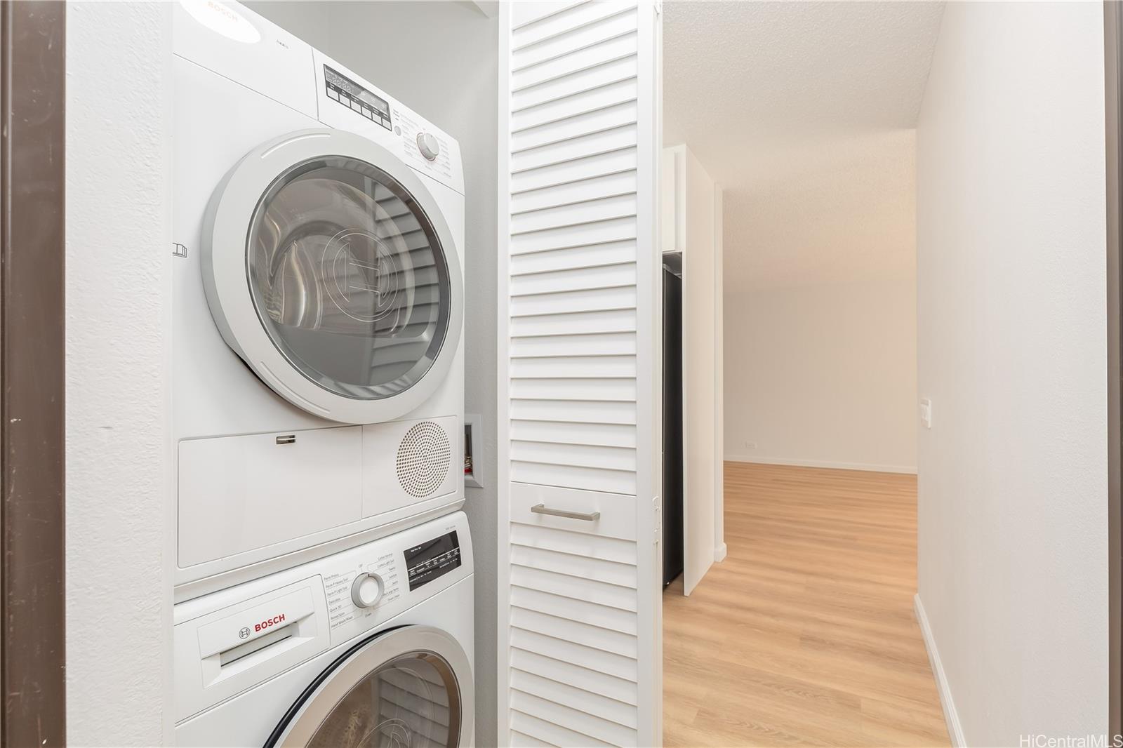 Piikoi Atrium condo # 205, Honolulu, Hawaii - photo 18 of 22