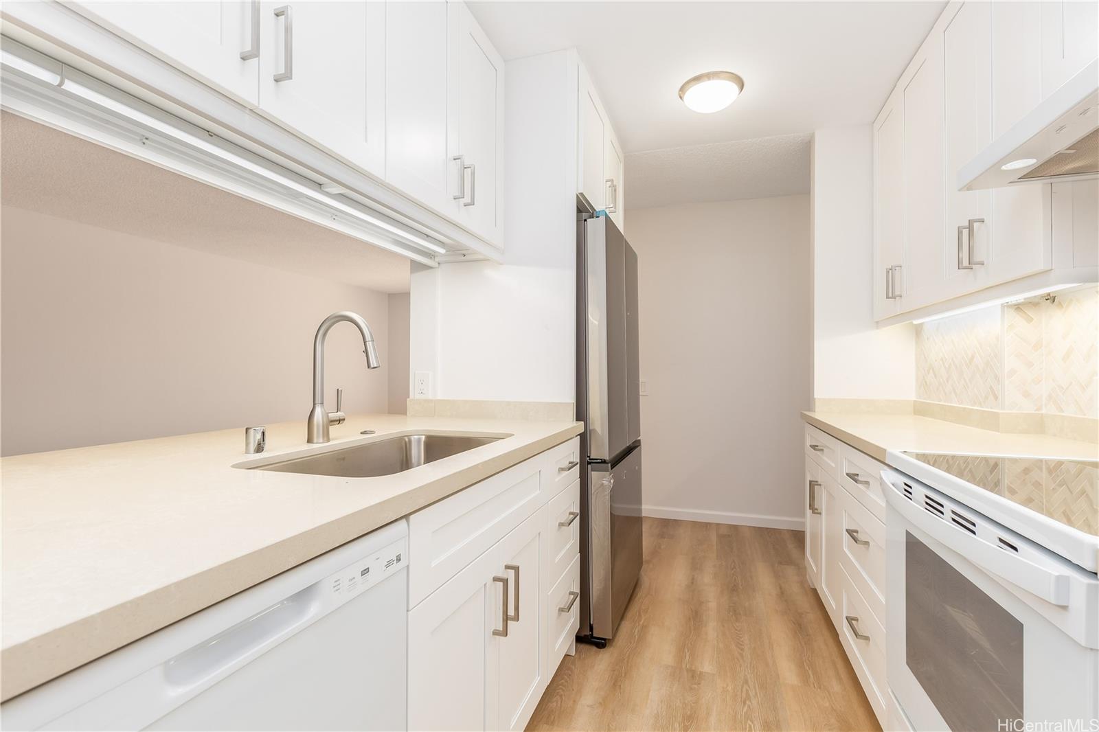 Piikoi Atrium condo # 205, Honolulu, Hawaii - photo 7 of 22