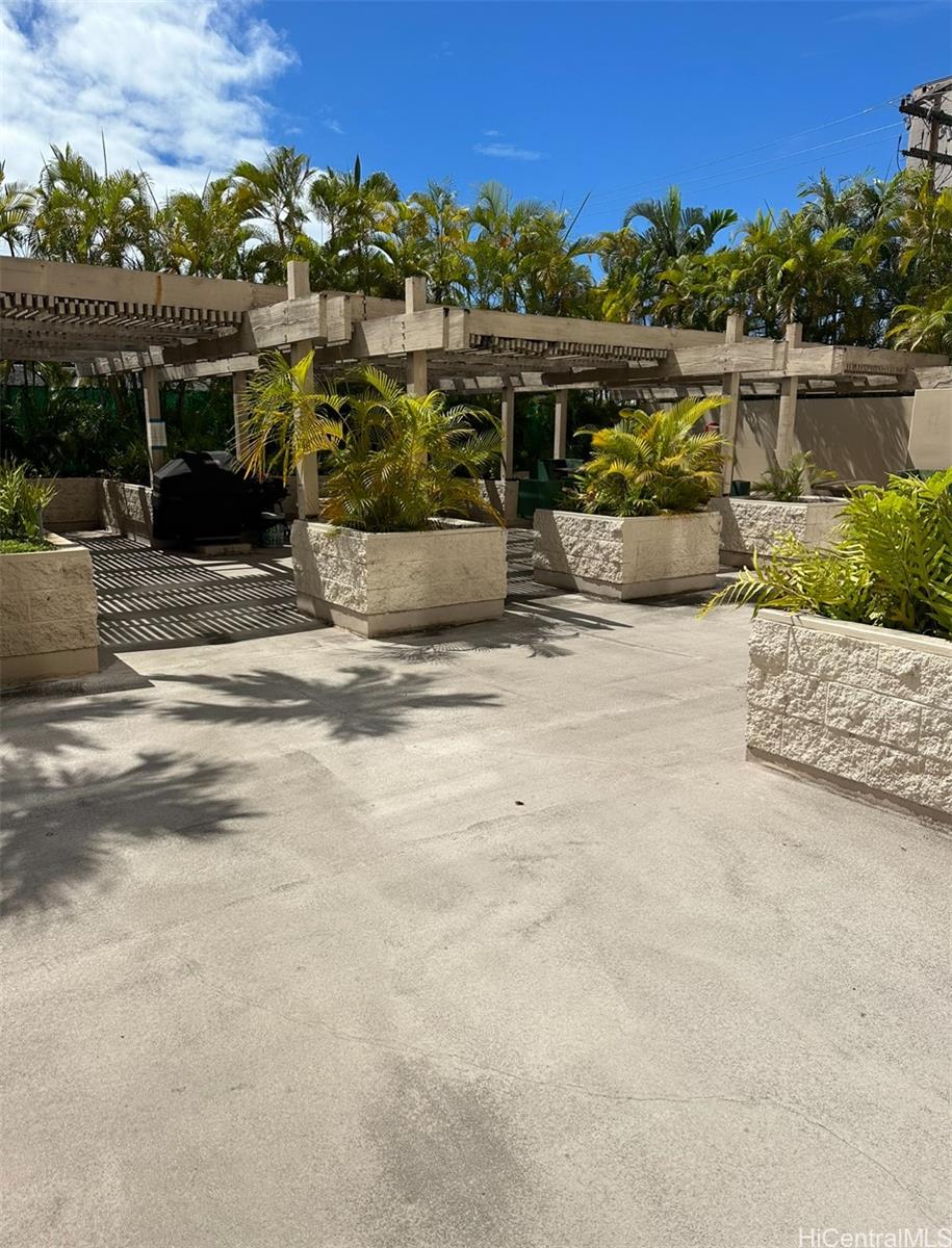 Piikoi Atrium condo # 206, Honolulu, Hawaii - photo 11 of 12