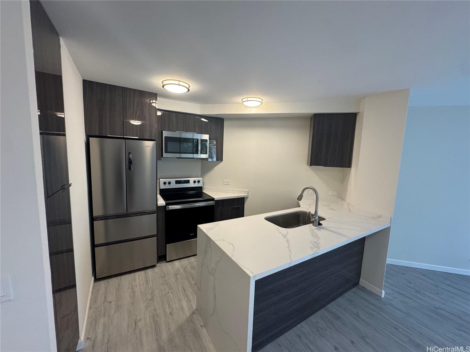 Piikoi Atrium condo # 206, Honolulu, Hawaii - photo 4 of 12