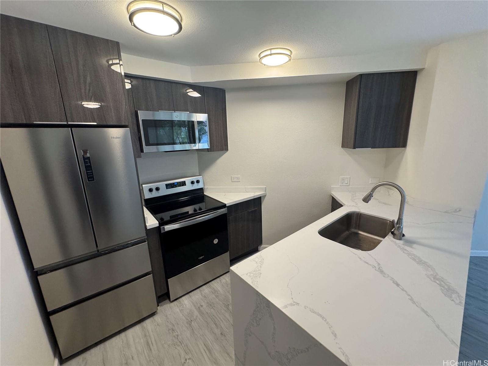 Piikoi Atrium condo # 206, Honolulu, Hawaii - photo 5 of 12