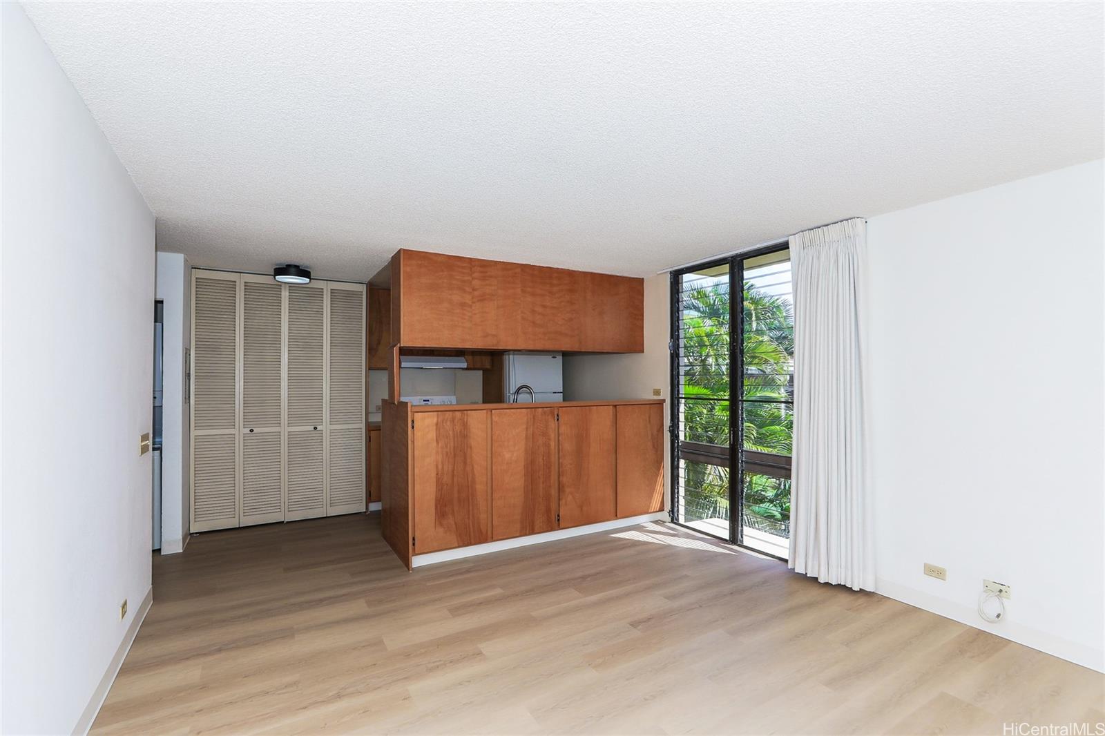 1441 Piikoi St Honolulu - Rental - photo 5 of 16