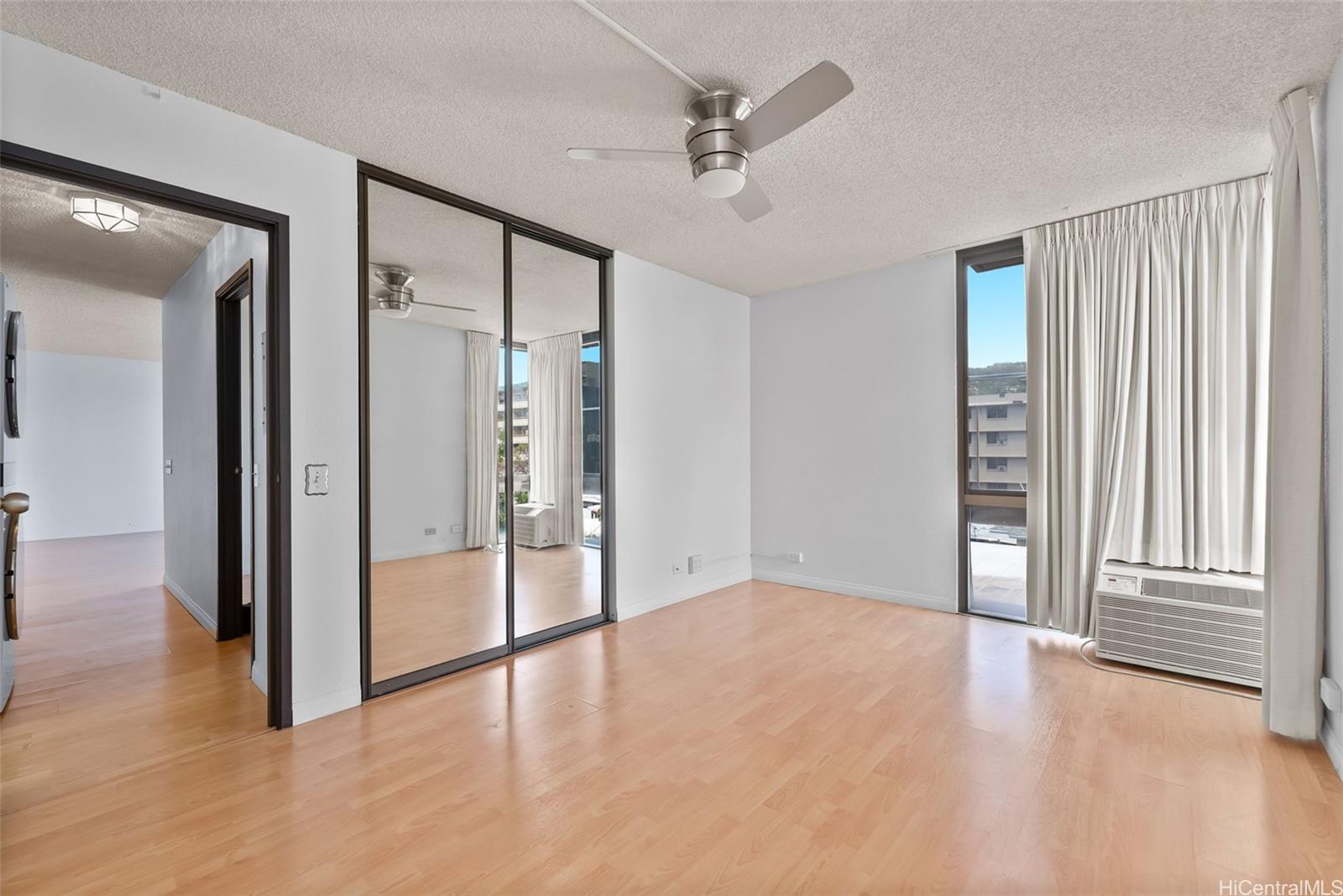 Piikoi Atrium condo # 405, Honolulu, Hawaii - photo 11 of 24