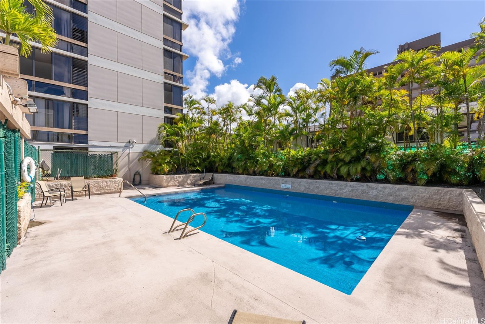 Piikoi Atrium condo # 405, Honolulu, Hawaii - photo 18 of 24