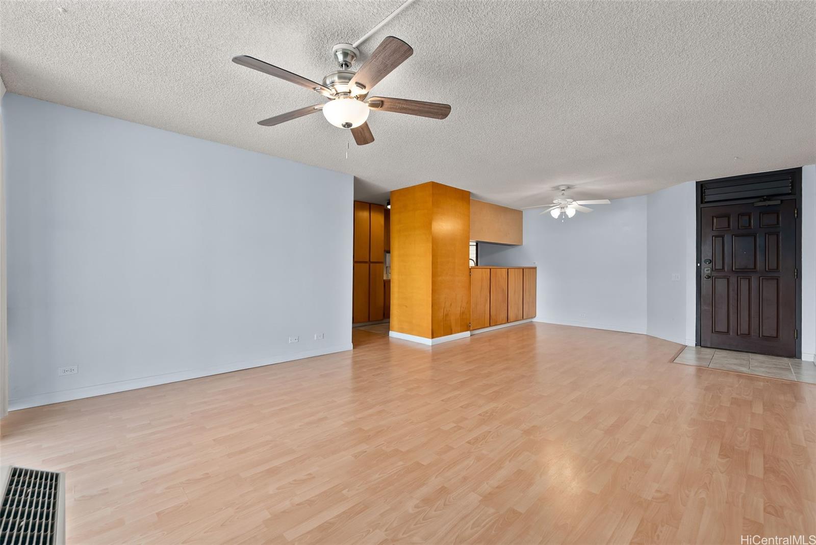 Piikoi Atrium condo # 405, Honolulu, Hawaii - photo 5 of 24