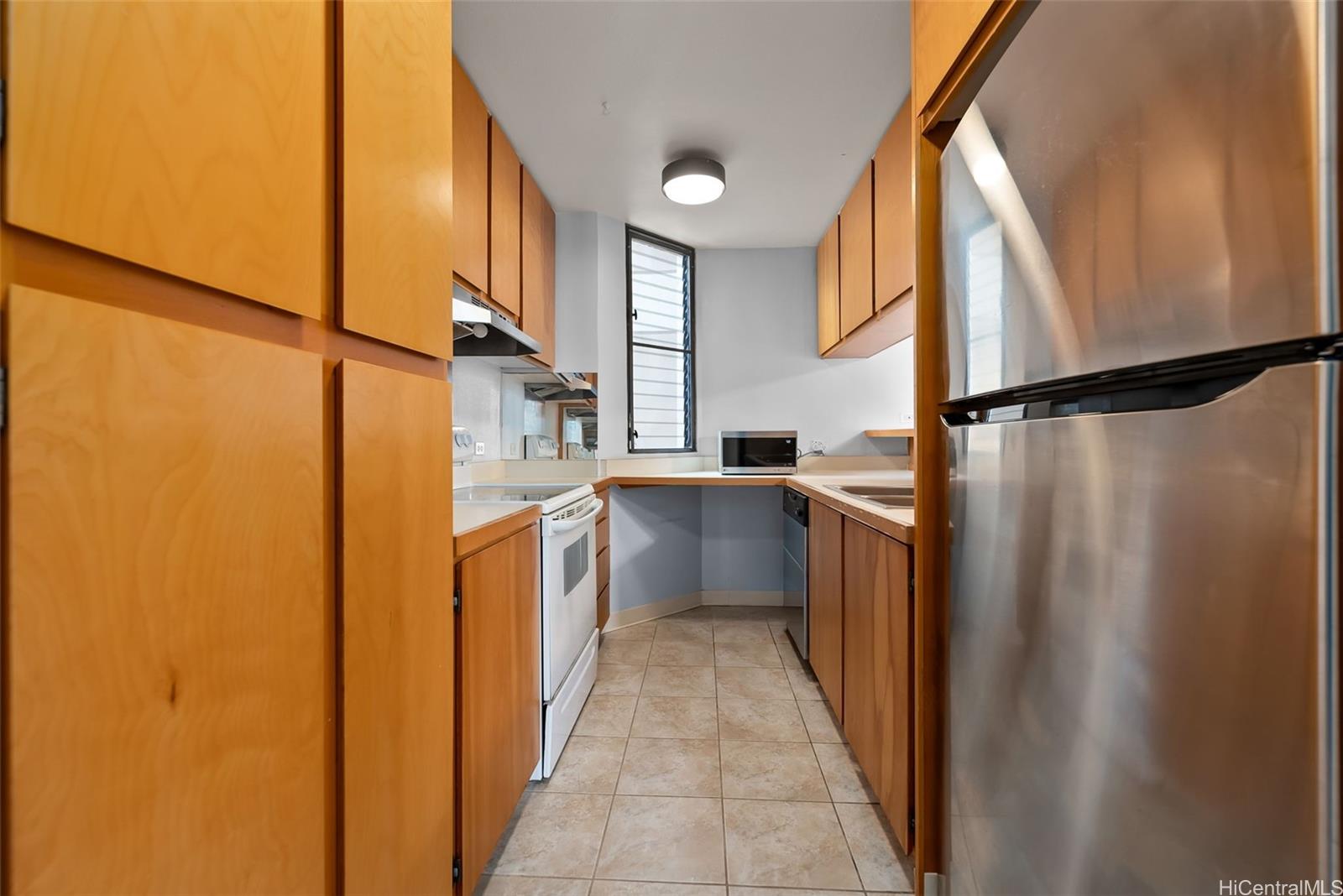 Piikoi Atrium condo # 405, Honolulu, Hawaii - photo 6 of 24