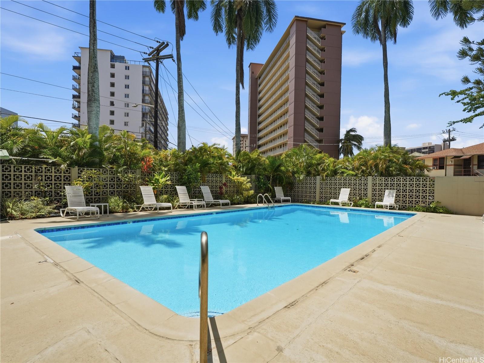 Victoria Plaza condo # 1403, Honolulu, Hawaii - photo 22 of 24