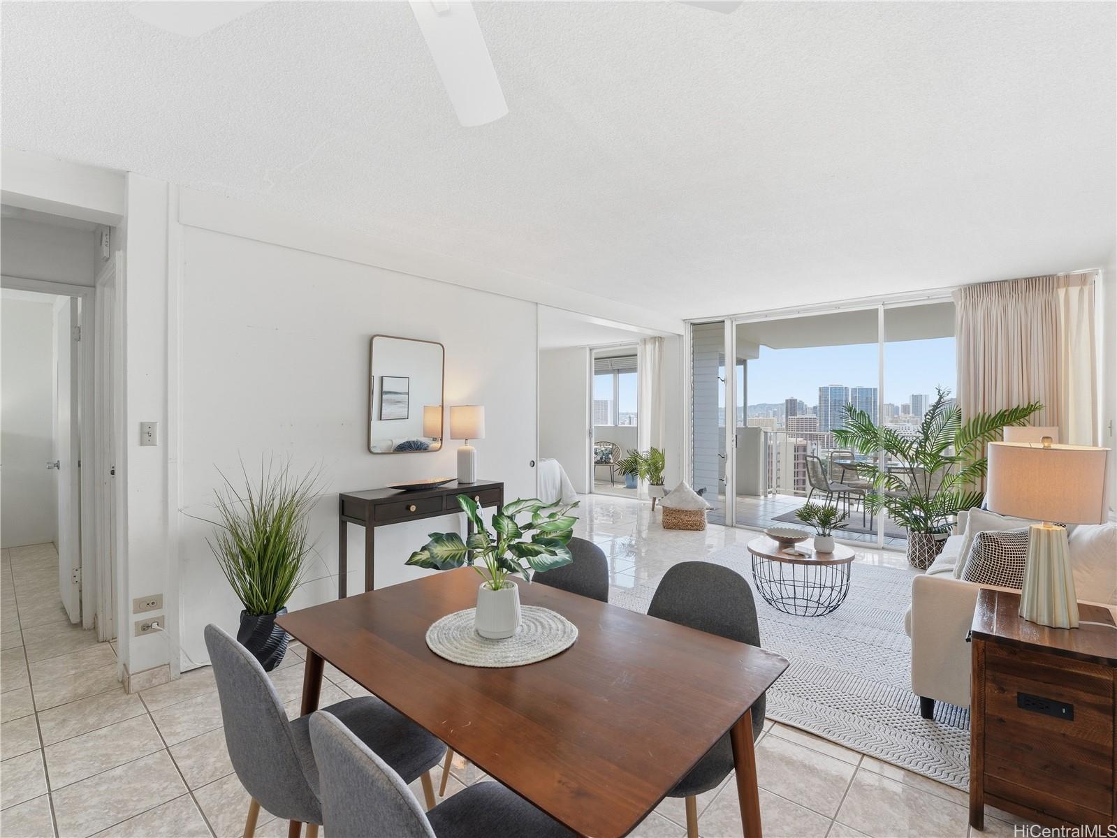 Victoria Plaza condo # 1403, Honolulu, Hawaii - photo 7 of 24