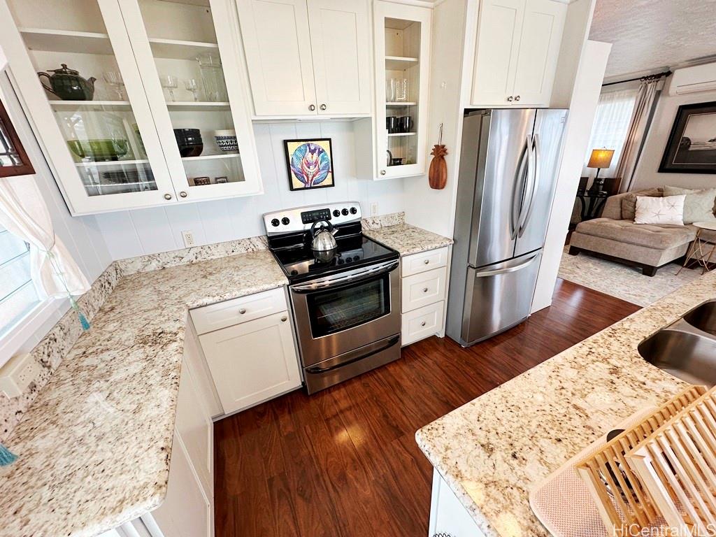 1445 Mokuna Place Honolulu - Rental - photo 4 of 24