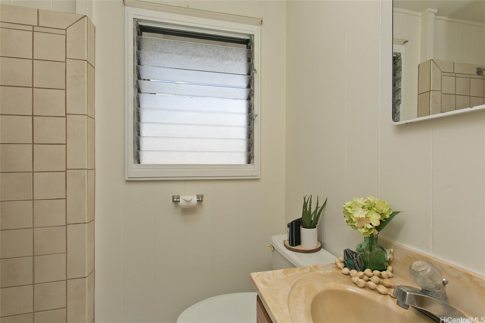 1445  Monte Cooke Place Kapalama, Honolulu home - photo 12 of 20