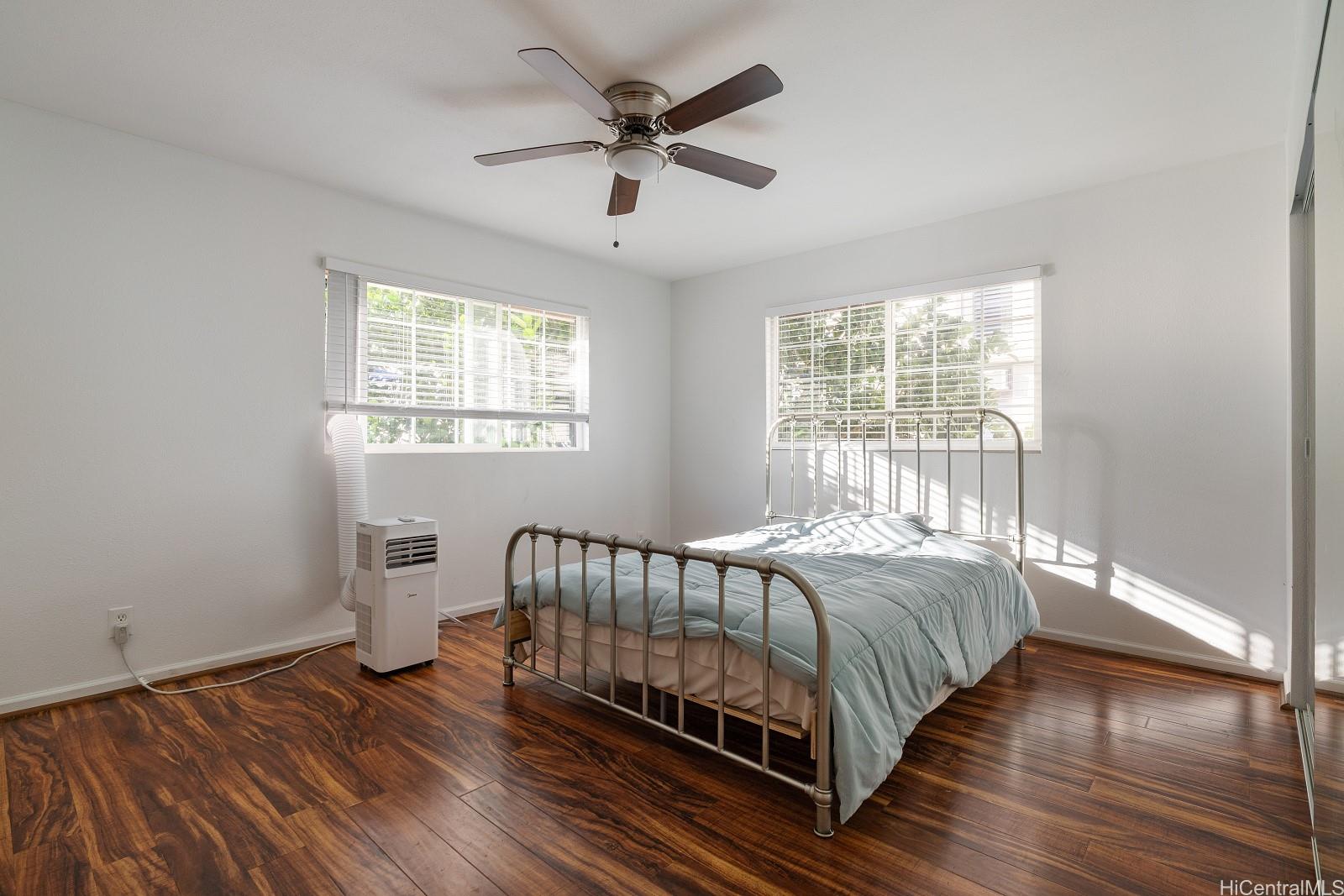 1446 Liholiho St Honolulu - Multi-family - photo 17 of 21