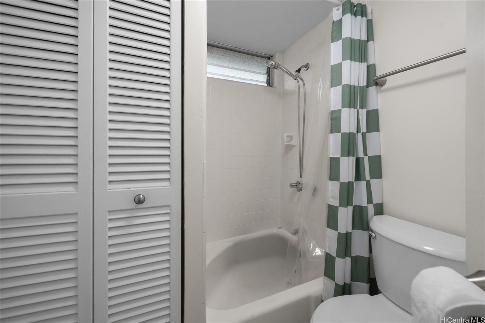 Ode Rancho condo # 307, Honolulu, Hawaii - photo 12 of 16