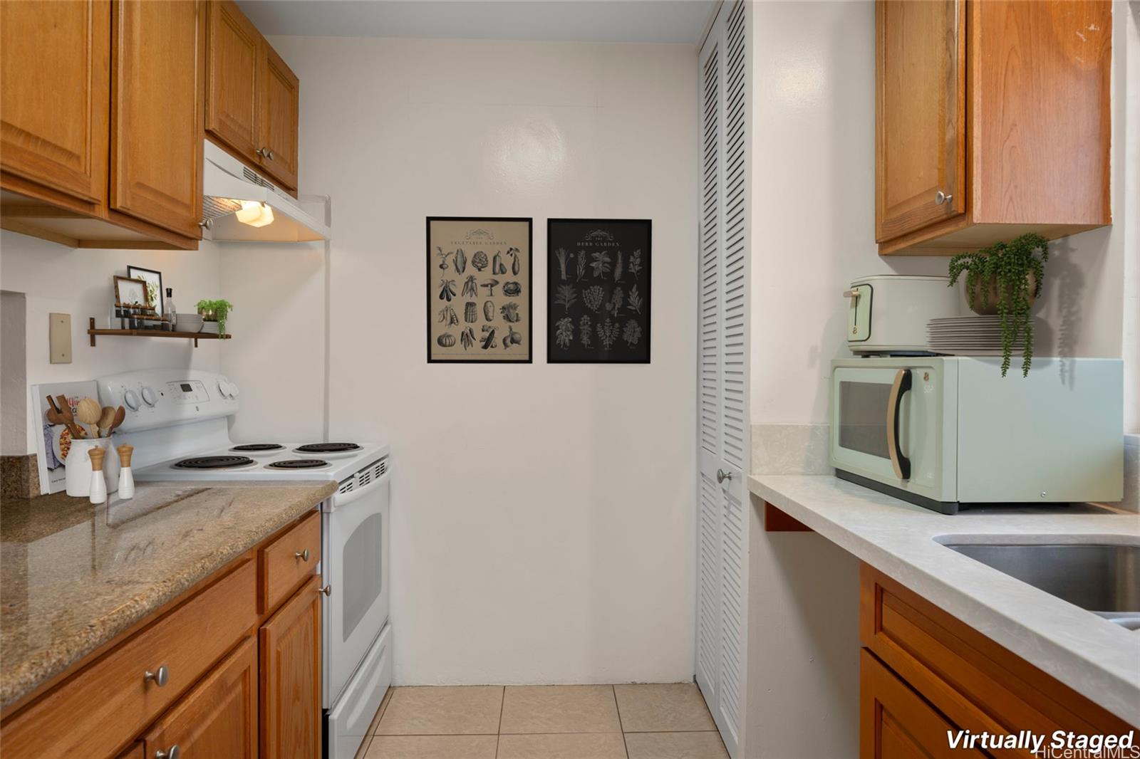 Ode Rancho condo # 307, Honolulu, Hawaii - photo 5 of 16