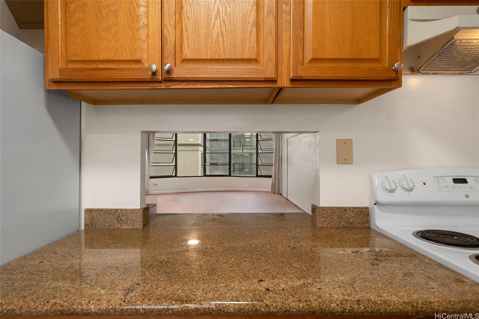 Ode Rancho condo # 307, Honolulu, Hawaii - photo 7 of 16