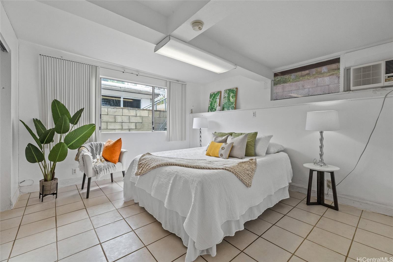 1447  Uila Street Foster Village, PearlCity home - photo 17 of 25