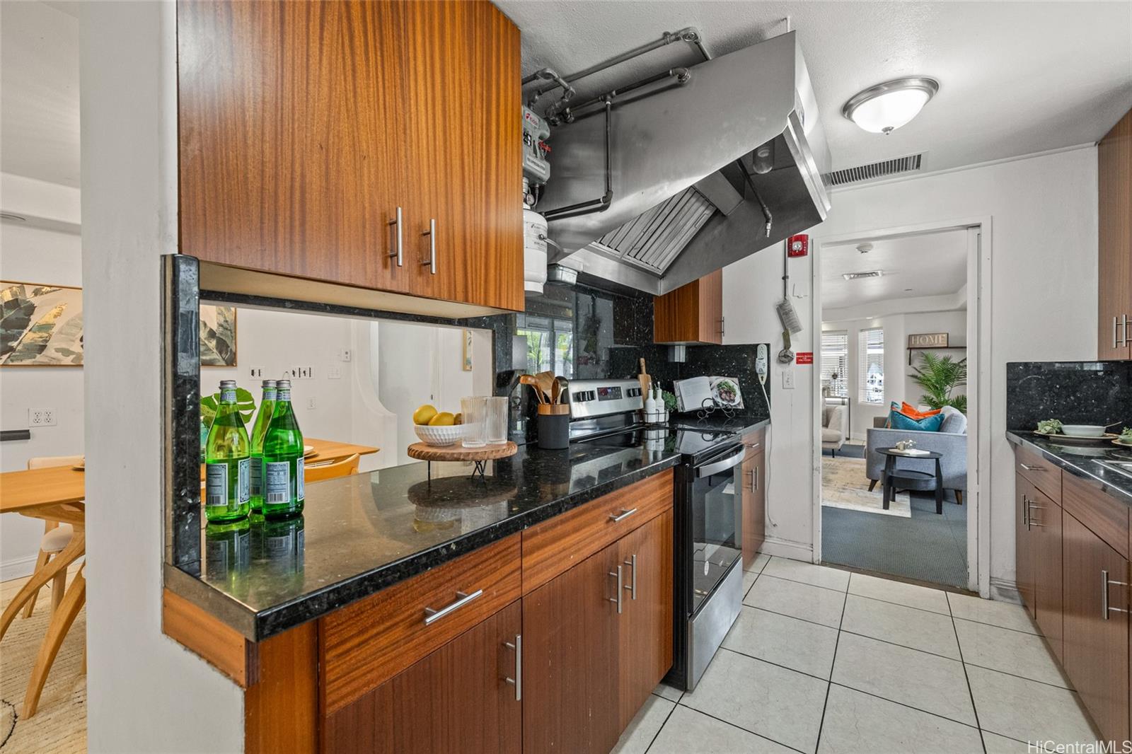 1447  Uila Street Foster Village, PearlCity home - photo 5 of 25