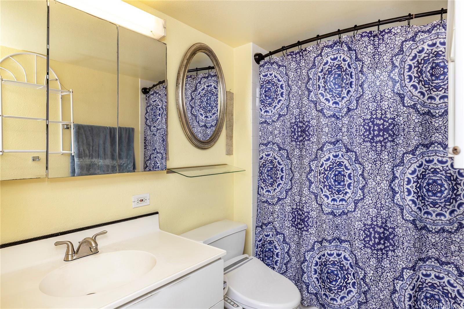 1448 Young St condo # 1511, Honolulu, Hawaii - photo 8 of 13