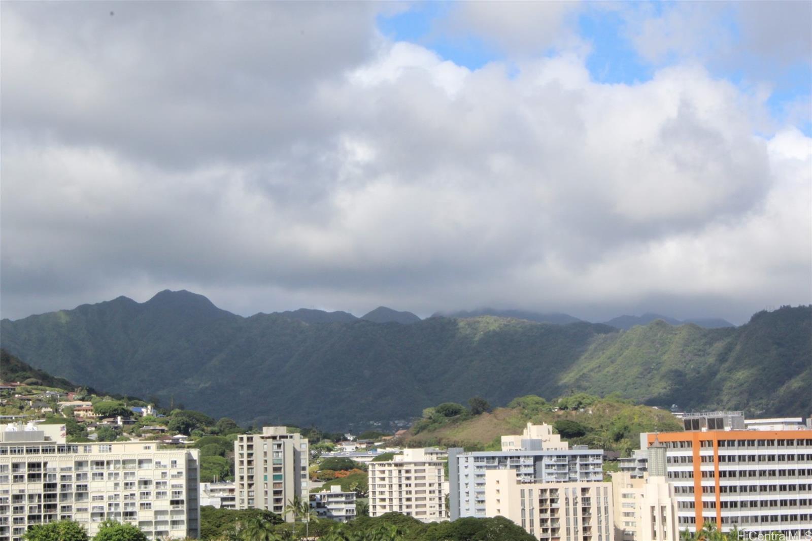 1448 Young St condo # 1606, Honolulu, Hawaii - photo 13 of 17