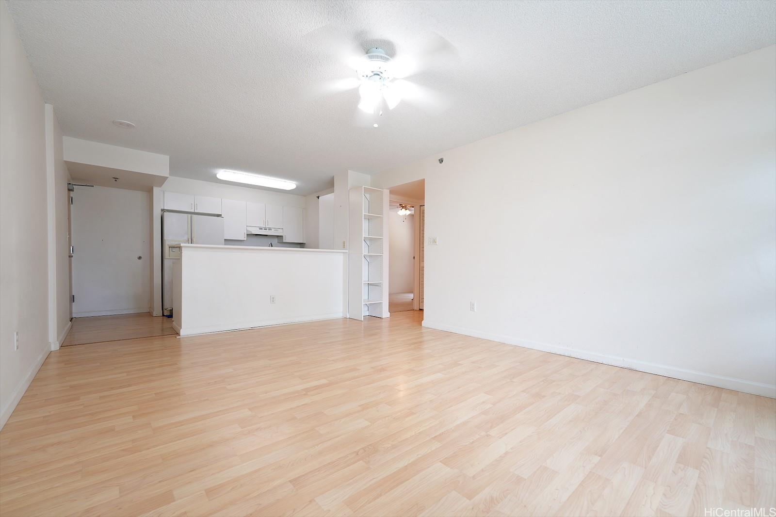 1448 Young St condo # 202, Honolulu, Hawaii - photo 2 of 11