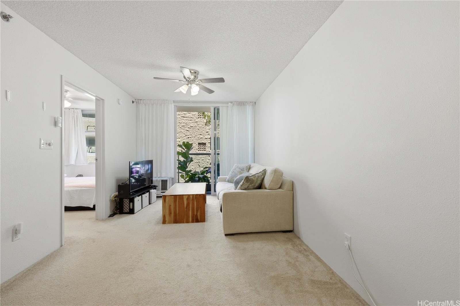 1448 Young St condo # 304, Honolulu, Hawaii - photo 2 of 20