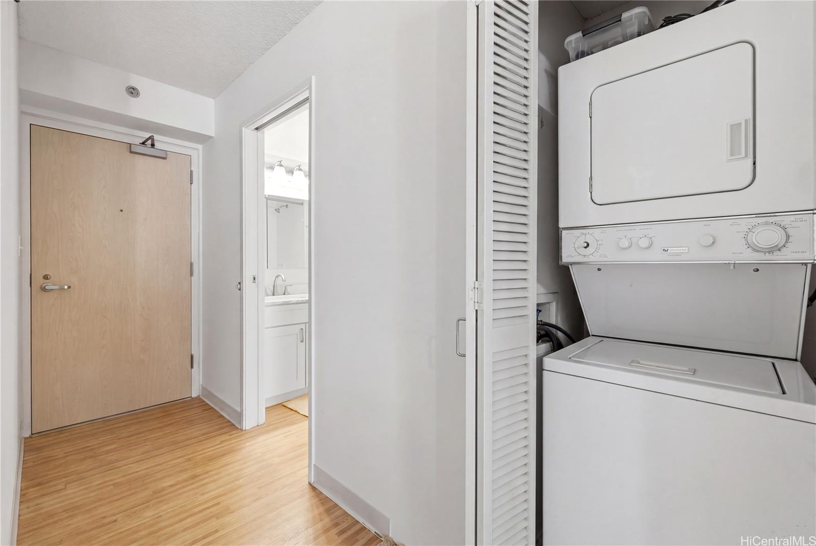 1448 Young St condo # 304, Honolulu, Hawaii - photo 13 of 20