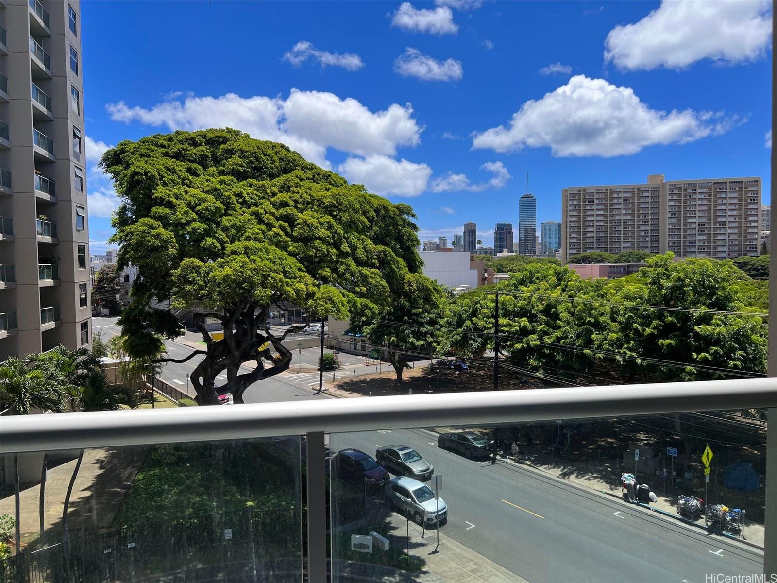 1448 Young St Honolulu - Rental - photo 13 of 17