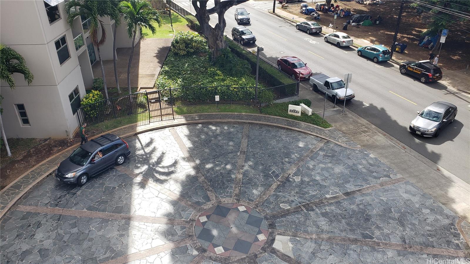 1448 Young St Honolulu - Rental - photo 14 of 17