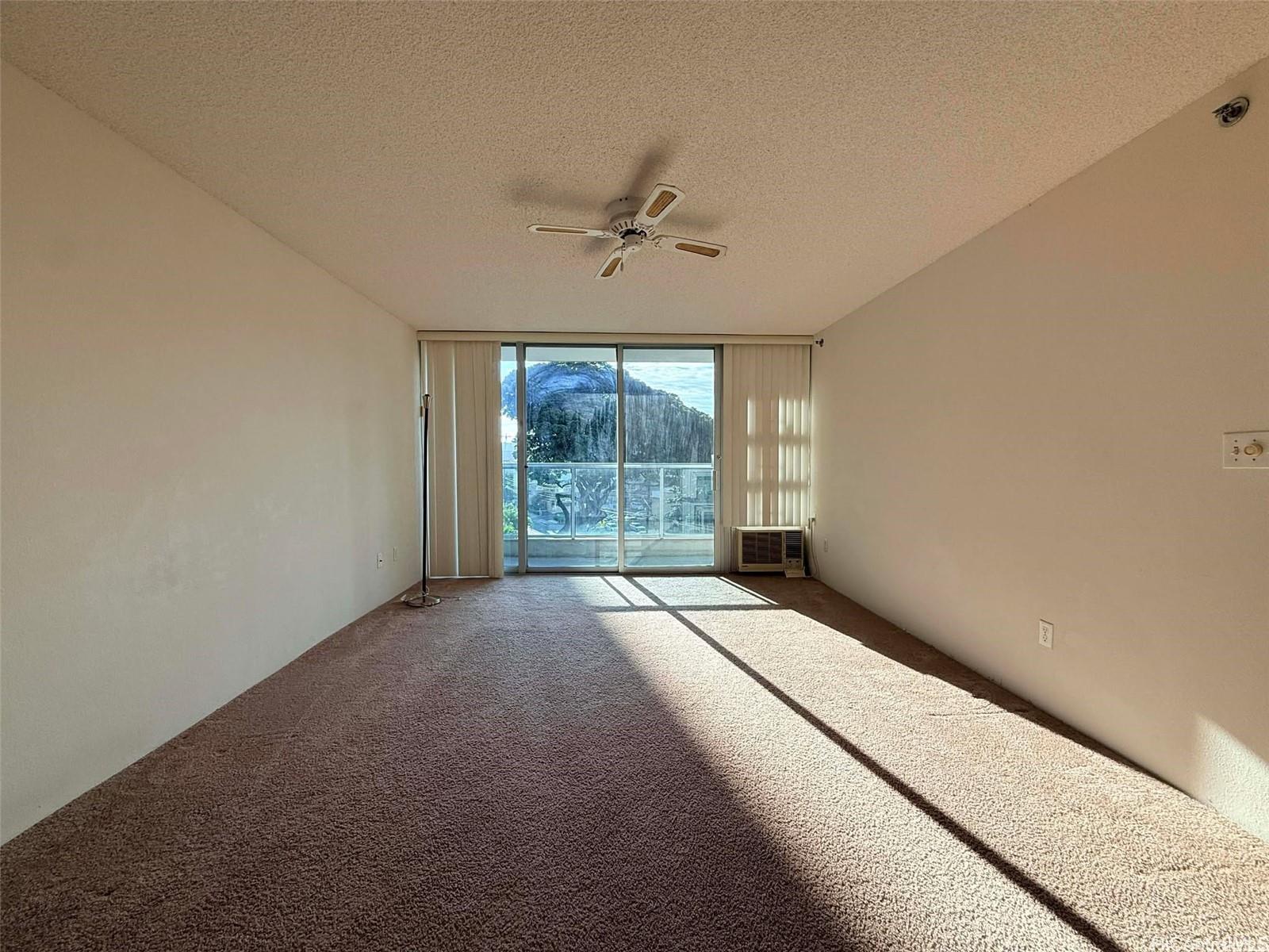 1448 Young St Honolulu - Rental - photo 5 of 17