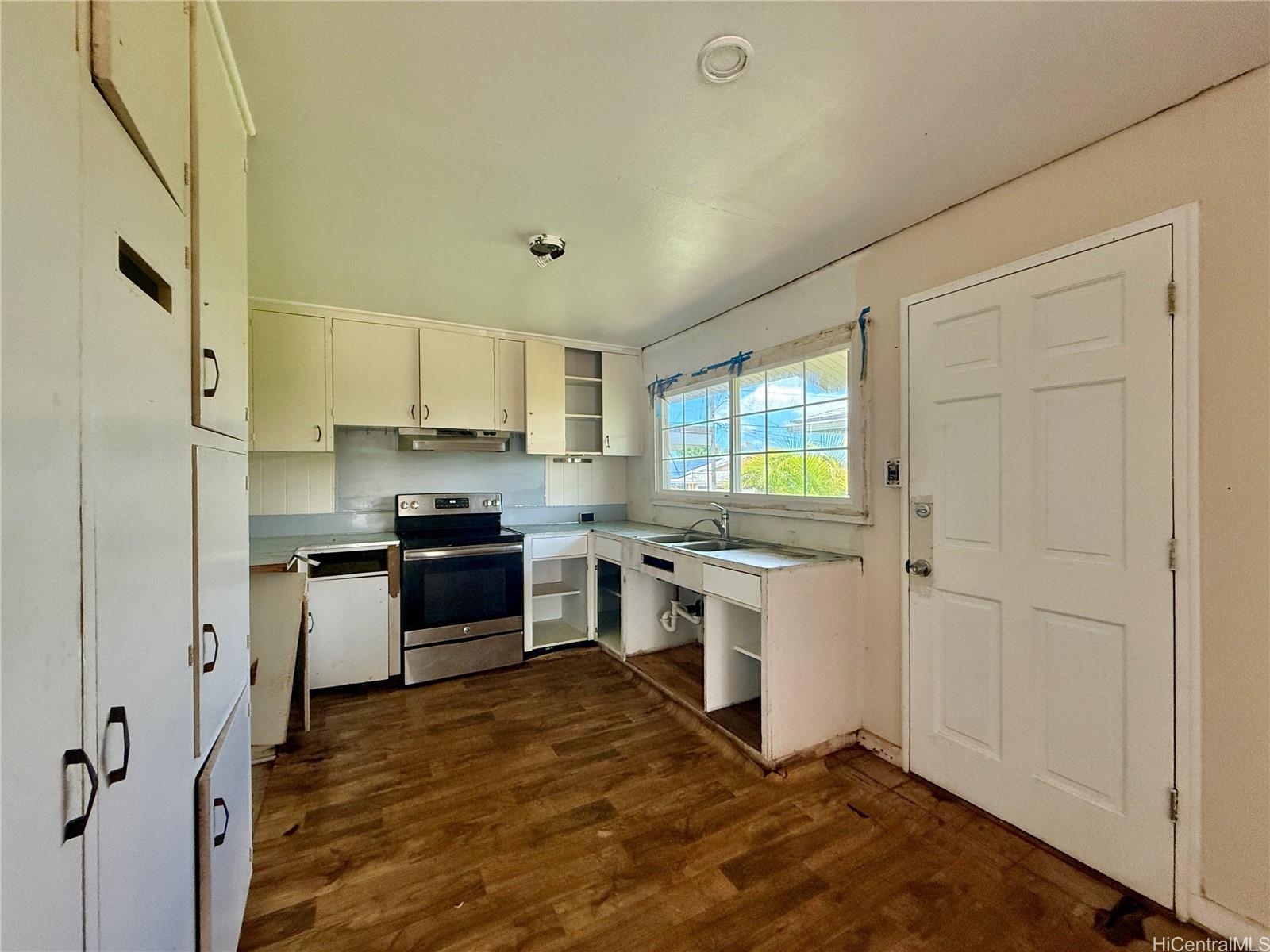 1449  Kaleilani Street Pearl City-upper, PearlCity home - photo 18 of 23