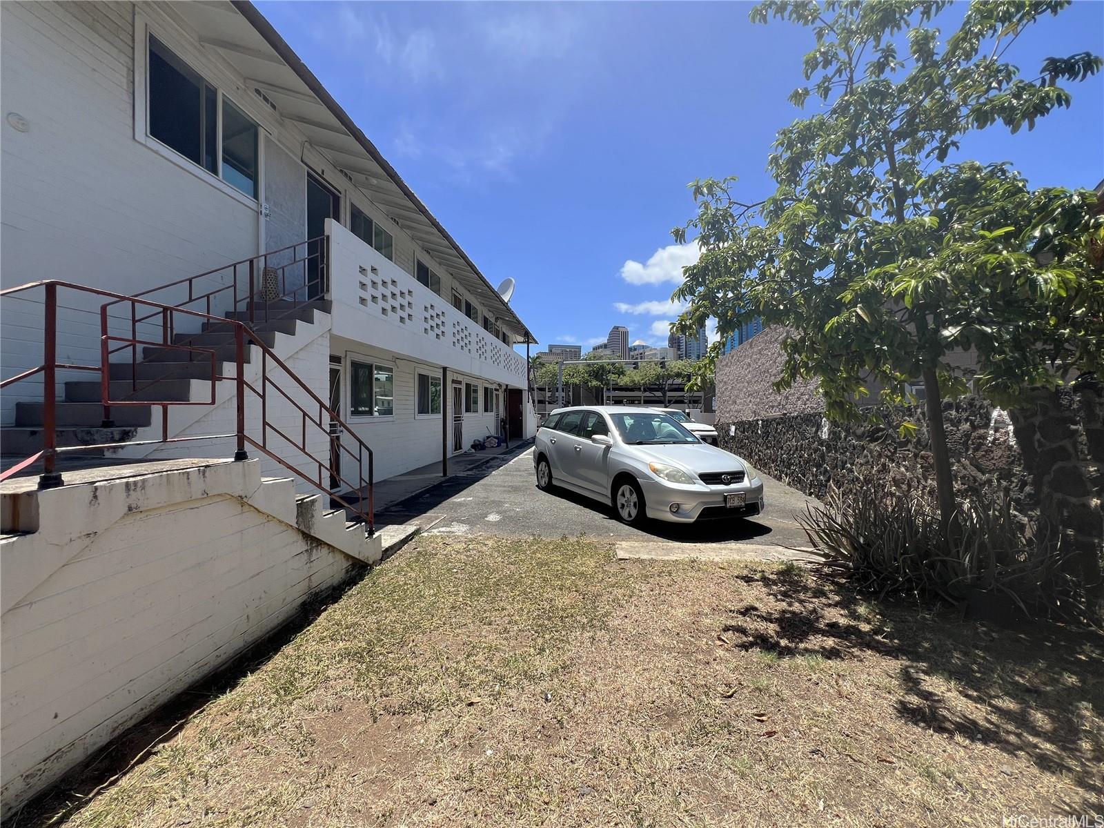 1449 Punchbowl Street Honolulu - Multi-family - photo 15 of 18