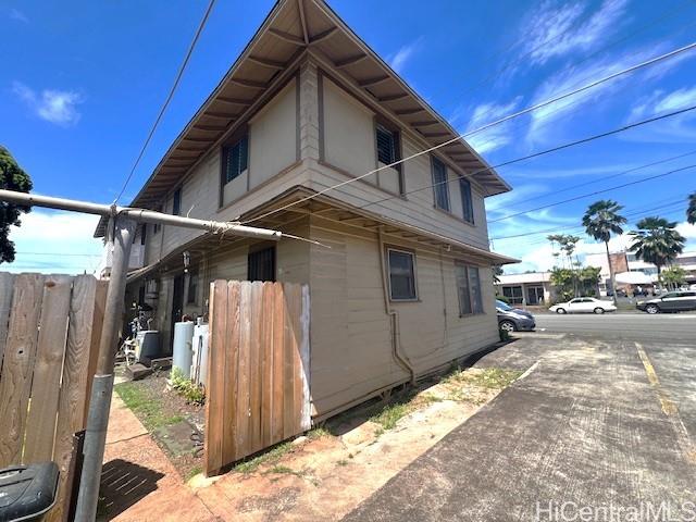 145 Lehua Street Wahiawa - Multi-family - photo 5 of 12