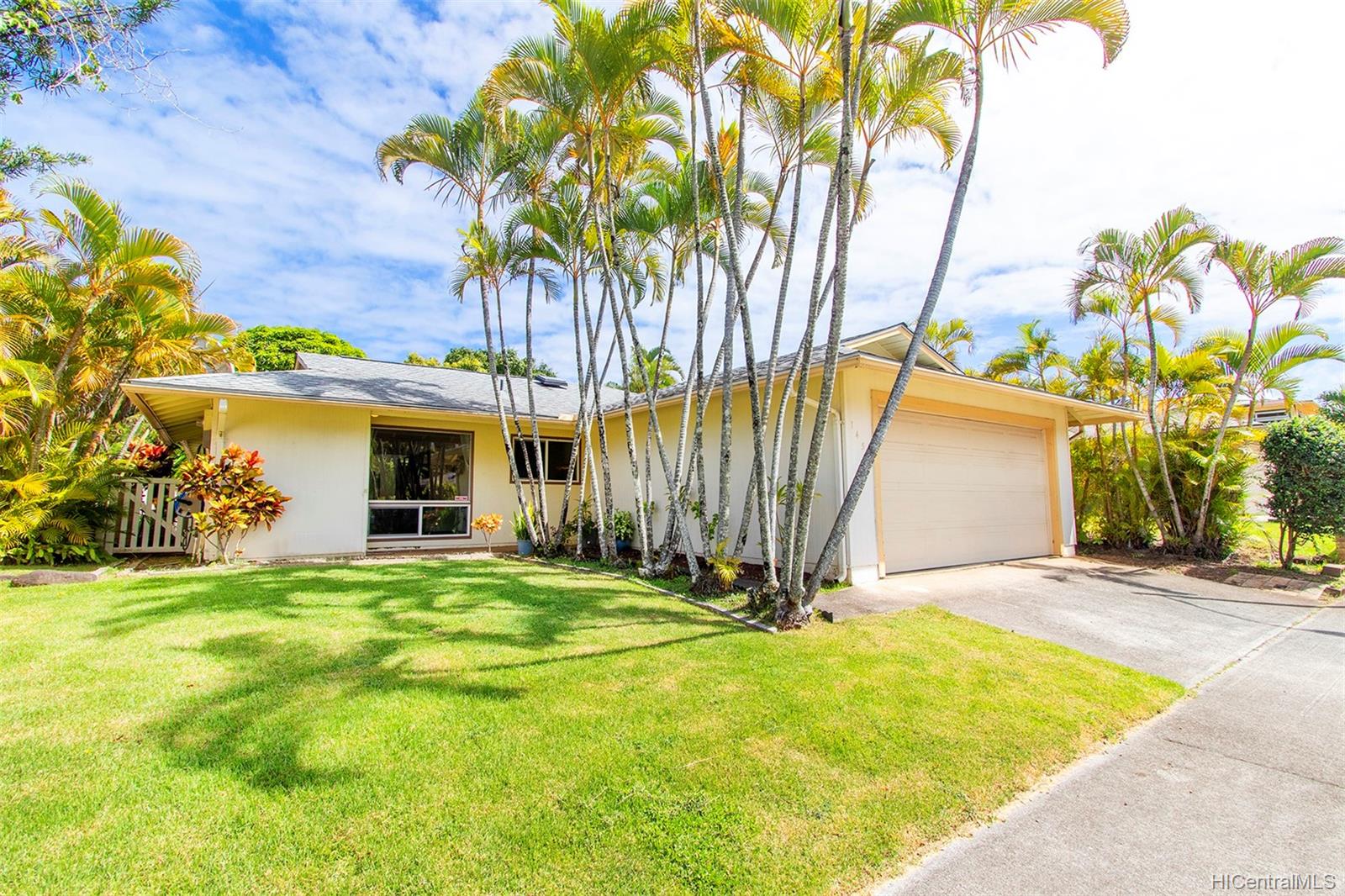 1450 Akuleana Place , Kailua, Hi 96734 Enchanted Lake