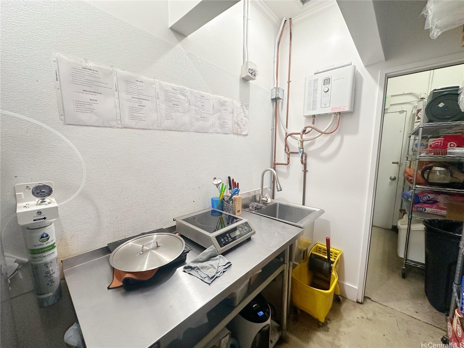 1450 Ala Moana Blvd Ala Moana  - photo 7 of 9